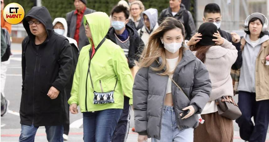 全台明（2）日起變天。（示意圖／方萬民攝）