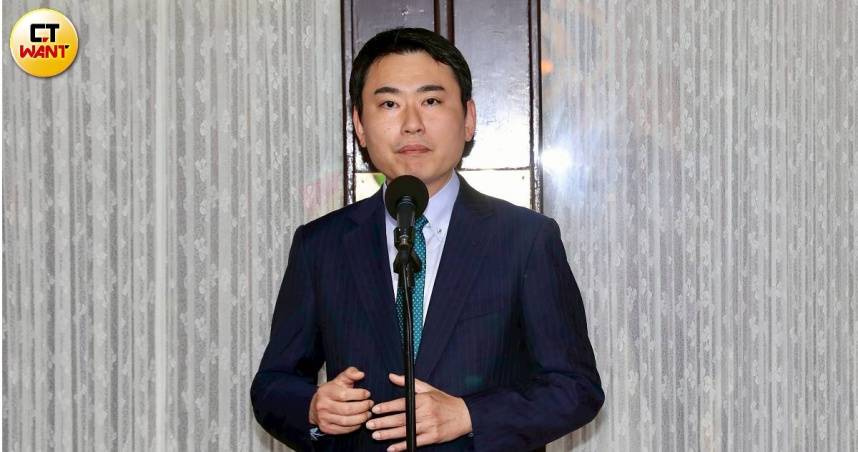 民進黨立委陳冠廷赴美參加2026年美台國防工業會議，發表超越2027年的台海嚇阻戰略演說，呼籲重視中國灰色地帶威脅，並透過國防創新、無人機產業及台美合作提升防衛能力。（圖／方萬民攝）