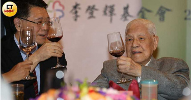 李登輝病逝/王炳忠嗆「終於死了」 邱毅爆恩怨史:他一心想做日本人