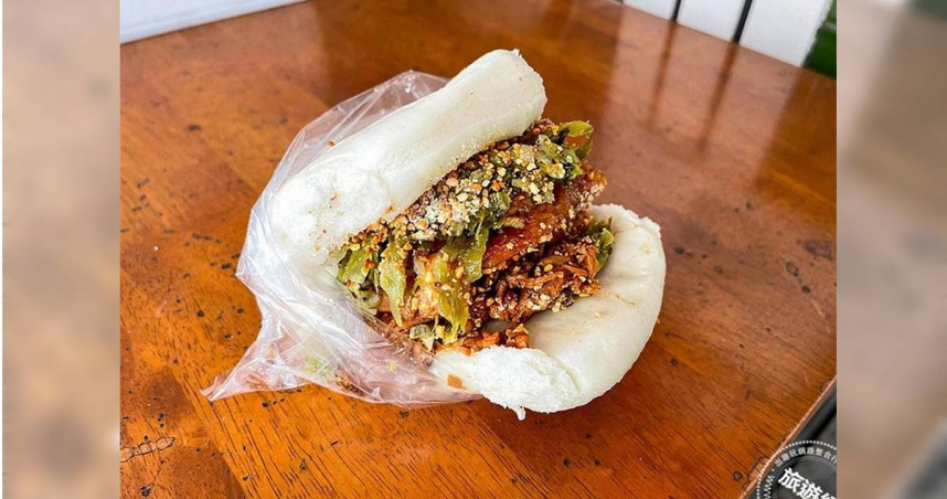 曾獲米其林必比登推薦的小吃名店春蘭割包，因違反勞基法低薪聘用員工，又在員工工傷之後非法解雇，遭法院判賠274萬。（資料照片）