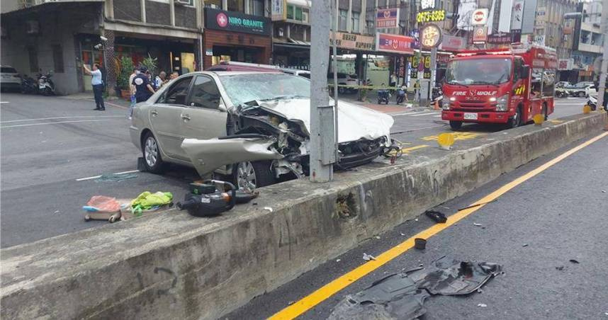 撞人的余姓老翁今傳出傷勢過重，宣告不治。（圖／報系資料照）
