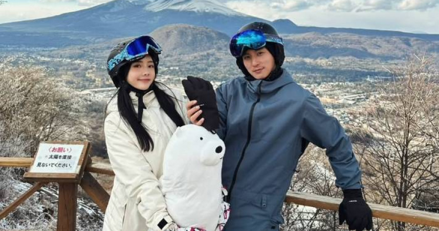 棒棒堂小煜（右）無預警宣布離婚。（圖／翻攝自Instagram@yangchiyu）