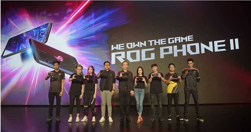 華碩手機通路端傳出2025年底全面撤場，華碩對外回應，手機業務營運維持不變，2026年暫無新機計畫。（圖／華碩提供）