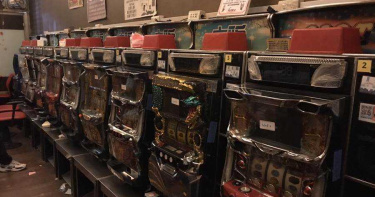 基隆夫妻檔警局對面開賭博電玩 蒐證半年遭搗破