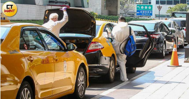 防疫計程車「內幕曝光」車資好驚人 過來人爆:司機被瘋狂消毒