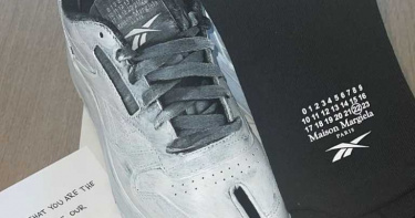 好萊塢名人曬新鞋!Reebok聯名精品時裝Maison Margiela,經典鞋款上多了分趾設計,大玩創意時尚!