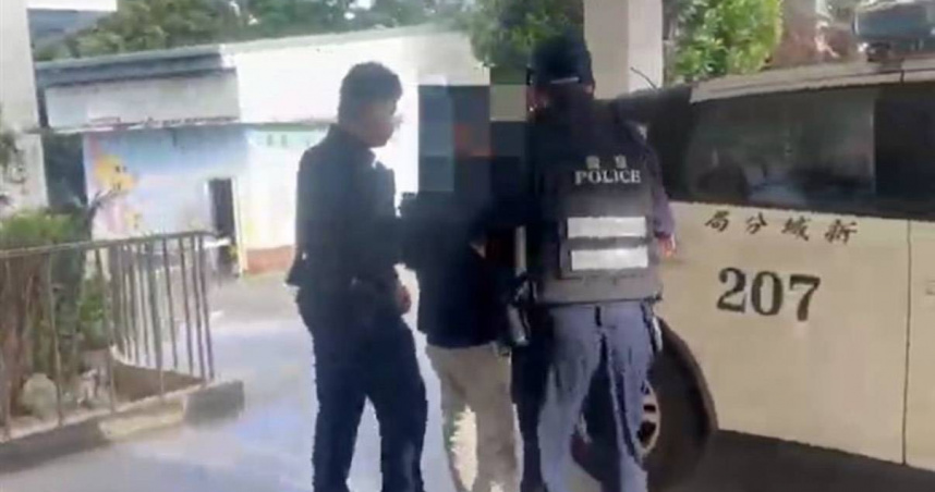 花蓮男酒後與父親起口角開槍洩恨，警方火速將其逮捕依2罪送辦。（圖/翻攝畫面）