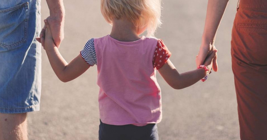 嬰兒出生時健康，卻在16個月大時確診HIV，醫療團隊展開精密溯源調查。（示意圖／Pixabay）