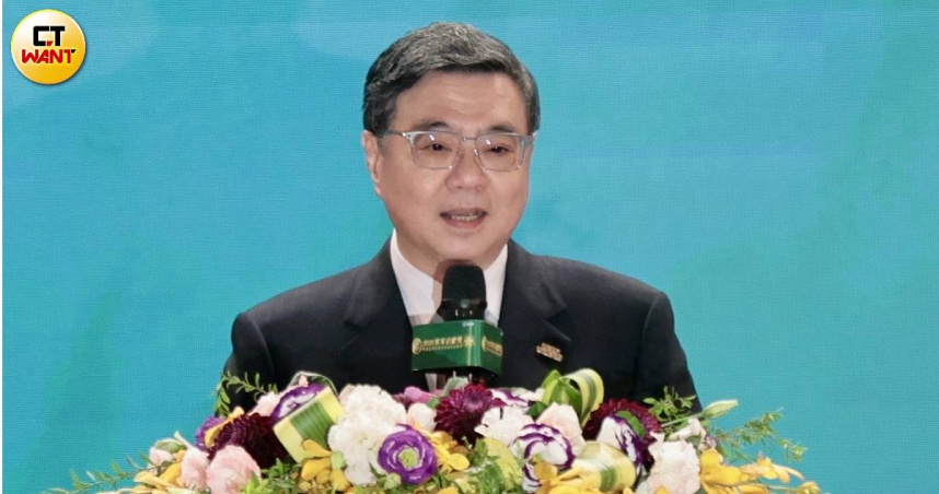 行政院長卓榮泰28日出席「2025客家貢獻獎暨客家事務專業獎章表揚典禮」。（圖／黃耀徵攝）