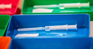 以色列240人注射輝瑞疫苗染疫 4死3人與疫苗無關