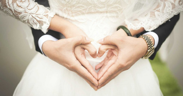 傻眼!找好姊妹當伴娘 婚禮當天竟當眾對新郎「告白」