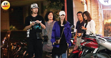 【七年沒癢1】直擊!陳柏霖夜揪庭萱逞肉慾 阿母背後靈相隨