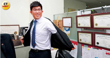【年薪360萬1】眷村孩沈立岡賣保險 天天成交一保單