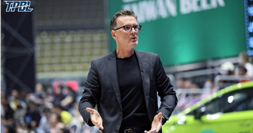 中華籃協駁斥海神總教練費雪裁判不夠專業。（圖／TPBL提供）