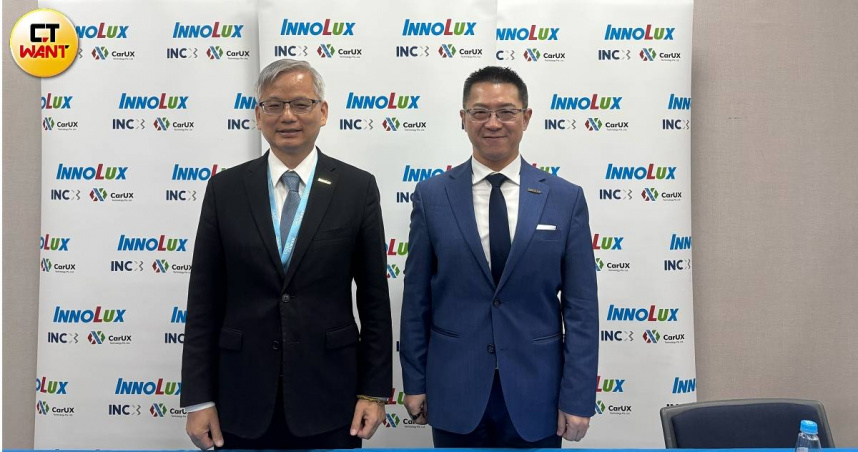 洪進揚表示，美國關稅政策影響群創直接銷美比重約8-10%，間接影響則約10-15%。（圖／鄭思楠攝）