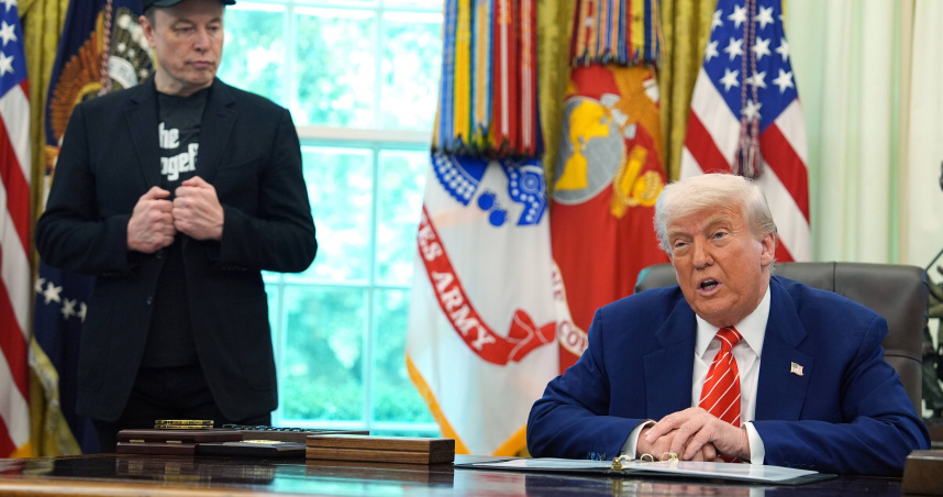 美國總統川普近期因與馬斯克的爭端，下令針對SpaceX合約進行全面審查，引發政商界關注。（資料照／達志／美聯社）