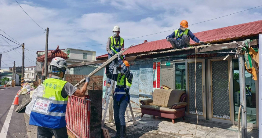 弱勢戶優先完工，屋損慰助100%到位，市府籲把握補助申請期程。（圖片提供／台南市政府工務局）
