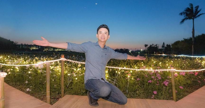 位於竹縣鳳岡地區的波斯菊、向日葵「雙花期」讓點漾竹北春夏。（圖／翻攝自竹北市公所媒體群組）