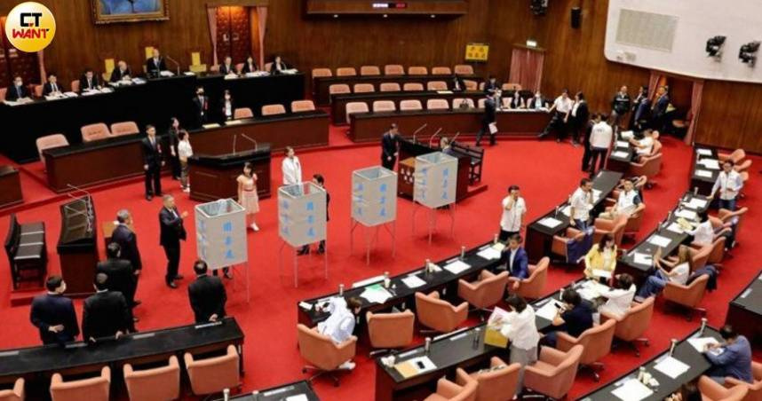 立法院外交及國防委員會原訂赴帛琉考察行程臨時調整。（示意圖／周志龍攝）