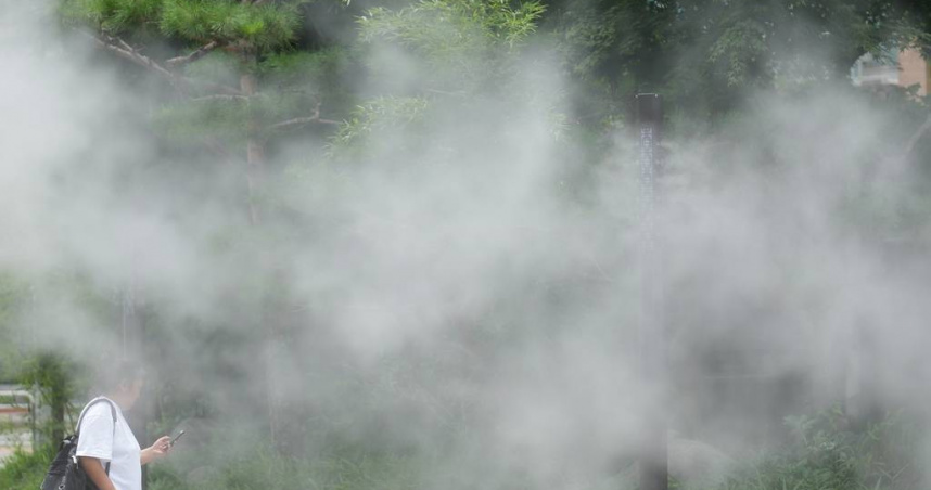 熱浪不斷，連南韓首爾首度對部分地區發布「重大高溫警報」。（圖／達志／美聯社）