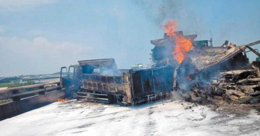 油罐車撞大貨車瞬燃 台61線火燒車2人重傷命危