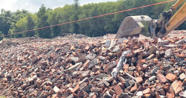 溪湖農業區遭濫倒建築棄物 彰縣府祭重罰