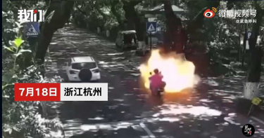 電動機車行駛中突然爆炸 一家三口遭烈焰吞噬...女兒被下3次病危通知