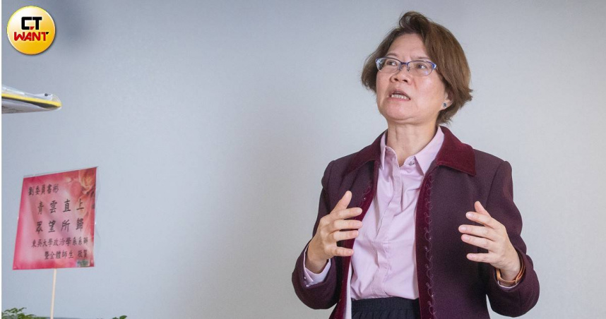 民眾黨新立委劉書彬上任了，她坦言比預期接棒早了快一年，將緊盯台灣科技業關鍵技術外流問題，暫無2026百里侯選戰規畫。（圖／劉耿豪攝）