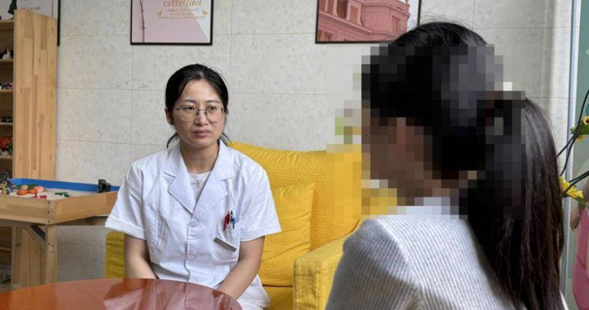 大陸江蘇省淮安市13歲少女珠珠（化名）因父母長期偏心罹患憂鬱症。（圖／翻攝自揚子晚報）