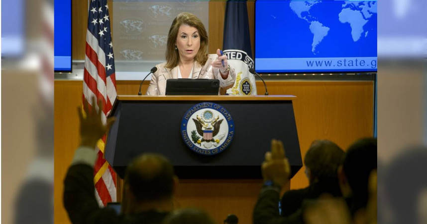 美國國務院發言人塔米布魯斯（Tammy Bruce）在記者會上回應媒體提問。（圖／達志／美聯社）