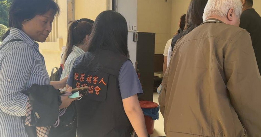 新北地檢署表示，針對樹林火警造成一家三口死亡的案件，檢方接獲警方報驗後，立即指派檢察官前往協助相驗，並通知財團法人犯罪被害人保護協會台灣新北分會協助慰問，持續提供被害人協助。（圖／中國時報記者柯毓庭攝）