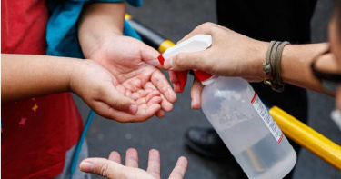 消毒液供不應求!日本宣布以「烈酒替代」 酒廠加緊生產伏特加