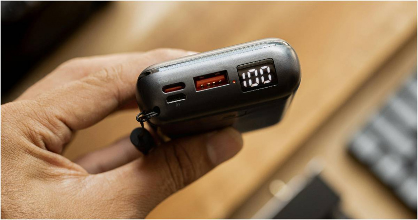 近年來行動電源起火事件層出不窮。（示意圖／Pexels）