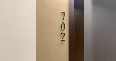 外送接單「送到飯店102房」 櫃台驚:沒有這間!結局神逆轉