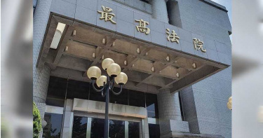 嬉鬧大喊:別打頭、打斷腳啦! 兄弟亂棒打死娃娃機台主遭重判