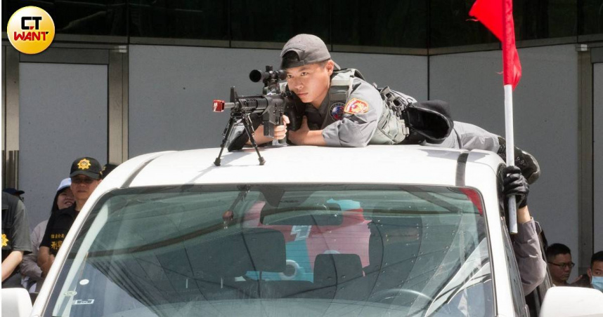 為迎接即將來臨的世壯運，北市今舉辦特勤維安反恐演練。（圖／黃威彬攝）