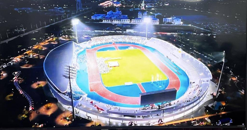 全新雲林縣立田徑場落成，今晚舉辦全縣運動會開幕式為全運會暖身。（圖／中國時報周麗蘭攝）