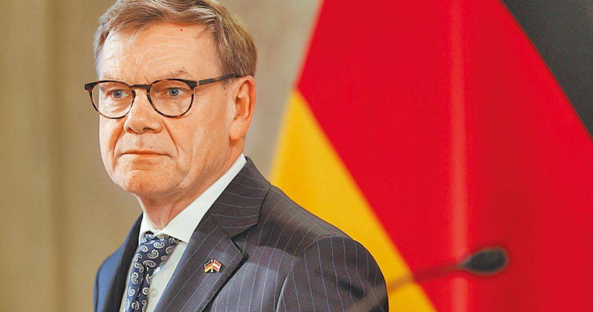 德國外交部長瓦德福訪日，指責中國在台海威脅行為，試圖改變現狀。（圖／路透）