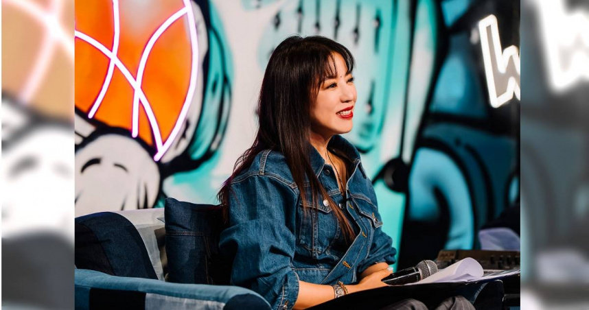 丁噹清唱〈我愛他〉重現《下一站，幸福》主題曲。（圖／踢帕娛樂）