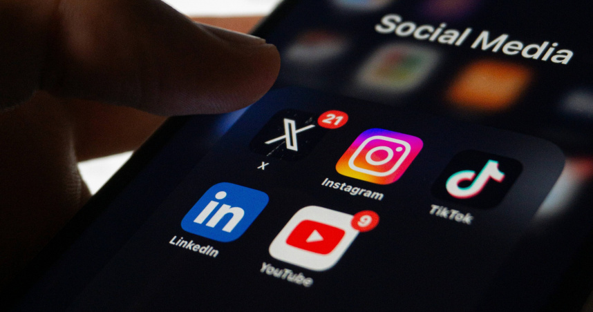 澳洲16歲以下禁用社群媒體新規正式上路。（示意圖／unsplash）