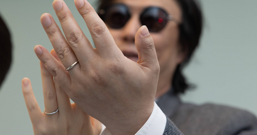 蕭煌奇宣布與交往一年多的女友正式登記結婚，告別黃金單身漢生涯。（圖／華納音樂提供）