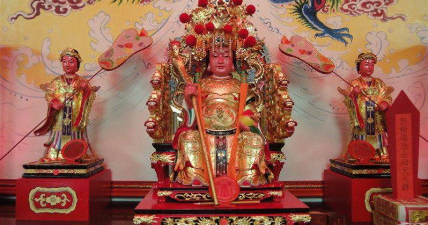 位於南投縣中寮鄉、主祀瑤池金母的慈聖宮，近日在臉書社團貼出一則堪稱「退休第二春」的夢幻徵人啟事。（圖／翻攝粉專）