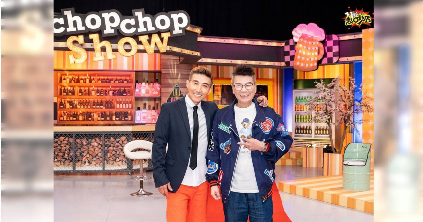 沈玉琳（右）跟好友潘若迪一起回《11點熱吵店》。（圖／TVBS提供）