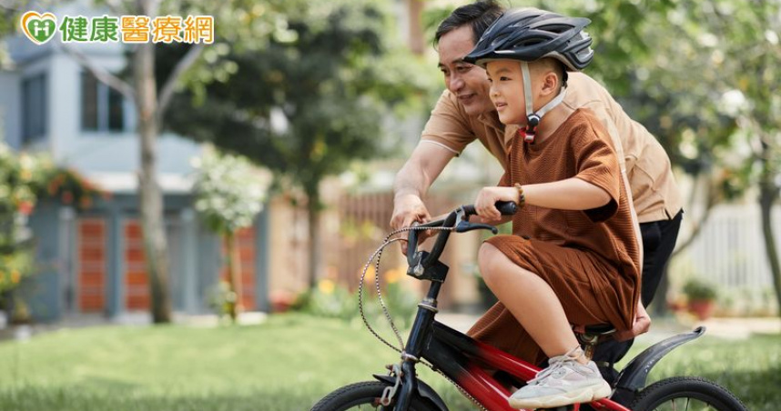 肌肉記憶如何運作？專家：反覆練習讓大腦「自動化」