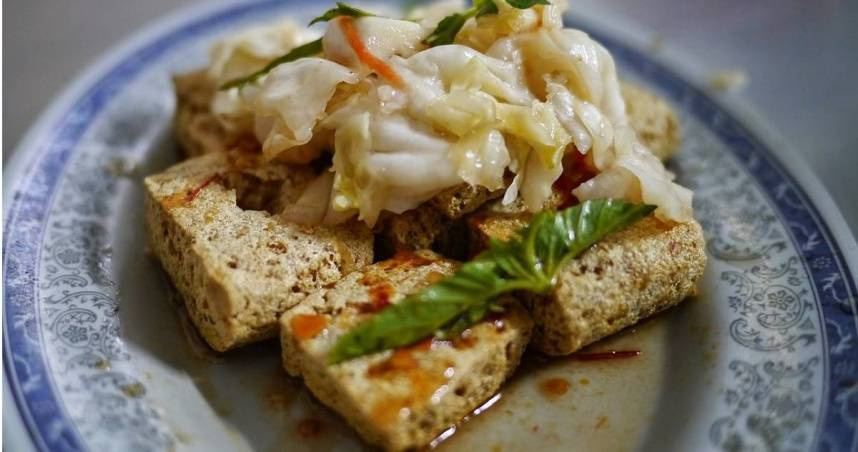 北投知名「幽靈臭豆腐」12日最後一次出攤，吸引大批老饕朝聖。（示意圖／Pixabay）