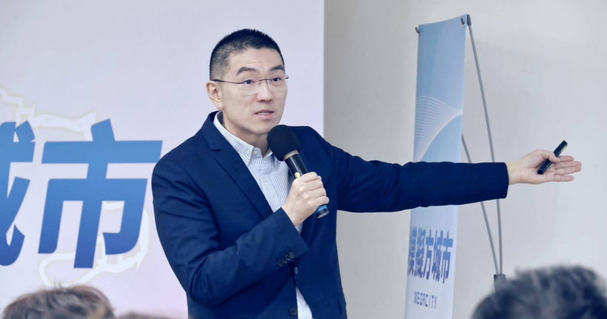 謝國樑在民調當中，持續領先對手童子瑋。（圖／翻攝自謝國樑臉書）