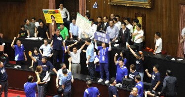 國民黨控立法院議事不中立「沒發表決卡」 林志嘉:全部都如實發放