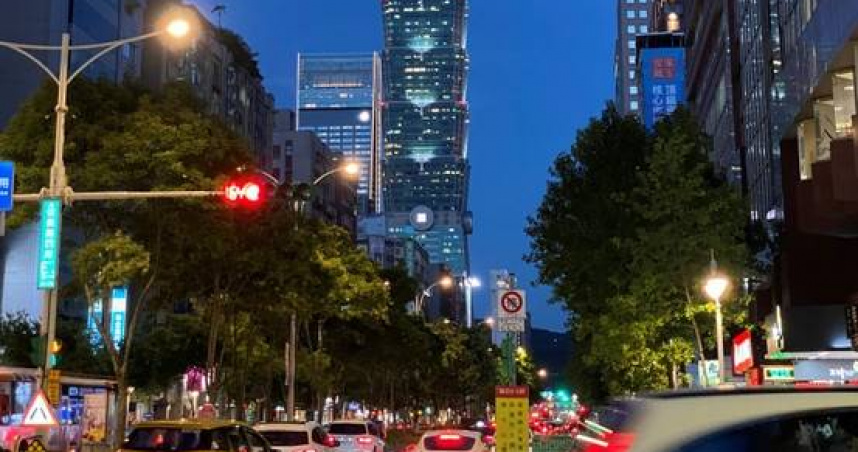 今天是元宵節，命理學建議4個生肖「躲月」。（示意圖／翻攝自photoAC）