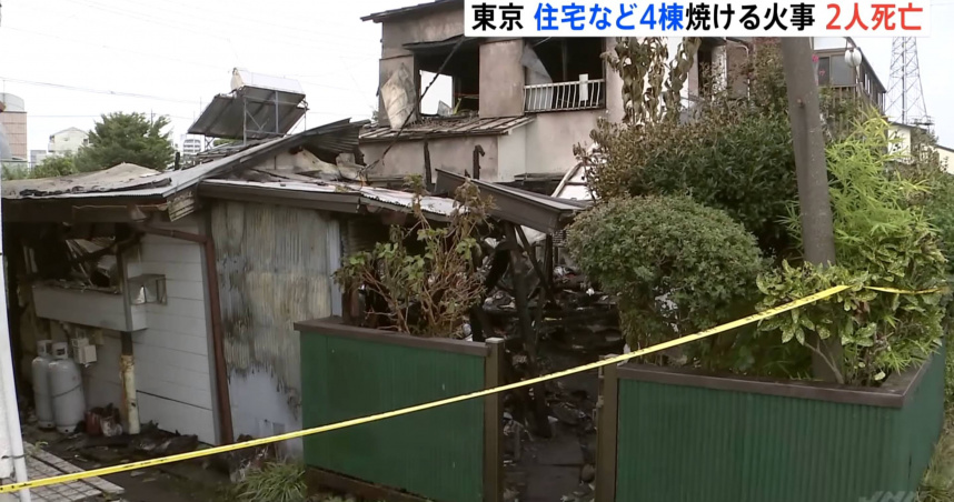 東京一棟木造平房20日凌晨大火。（圖／翻攝自youtube／TBS NEWS DIG Powered by JNN）