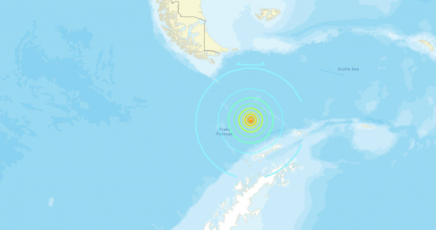 德雷克海峽發生規模7.8地震。（圖／翻攝自USGS）